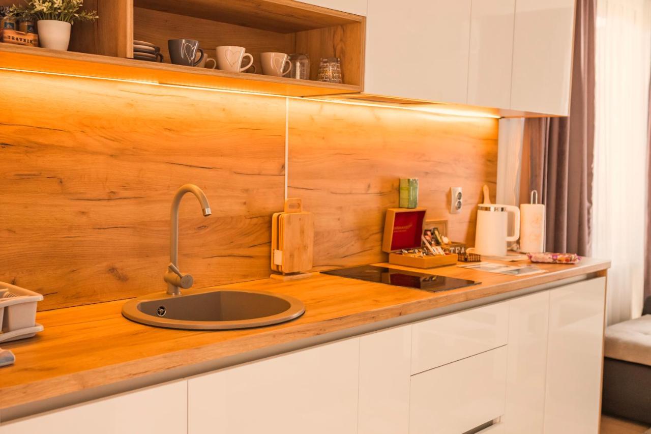 Downtown Apartment Травник Екстериор снимка