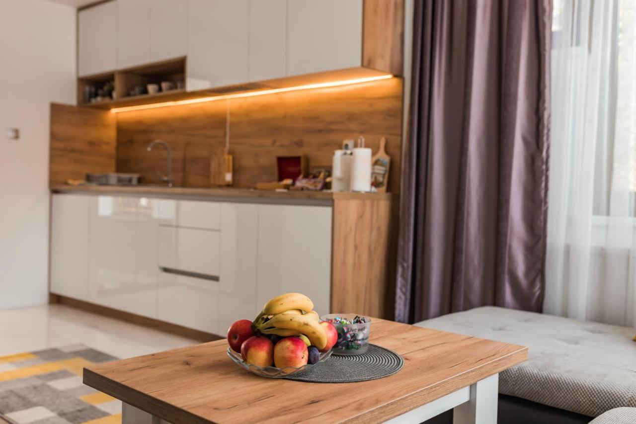 Downtown Apartment Травник Екстериор снимка