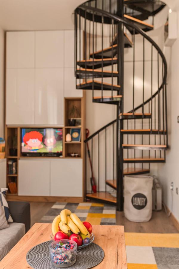 Downtown Apartment Травник Екстериор снимка