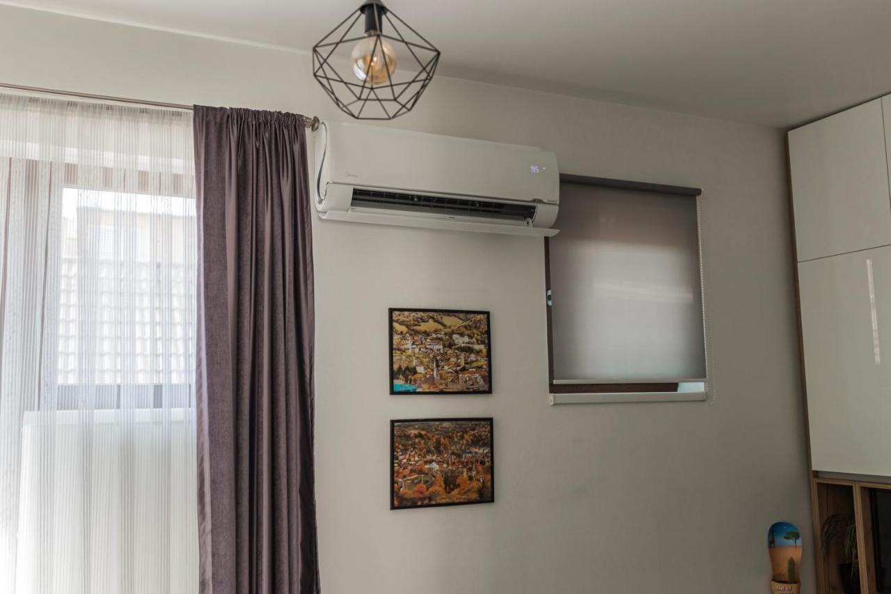 Downtown Apartment Травник Екстериор снимка