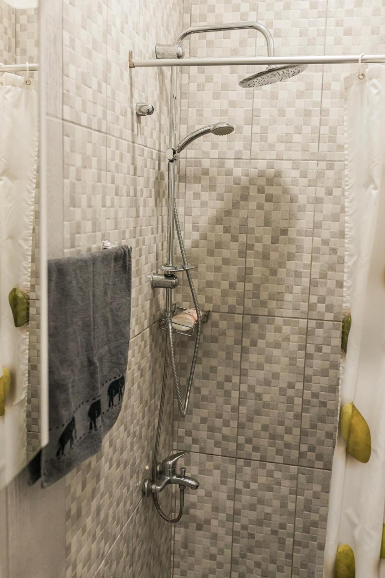 Downtown Apartment Травник Екстериор снимка